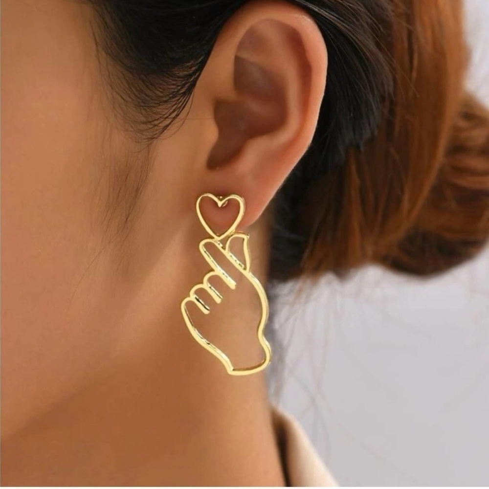 Heart & Gesture Emoji Earrings I Love You BRAND NEW - Picture 6 of 6